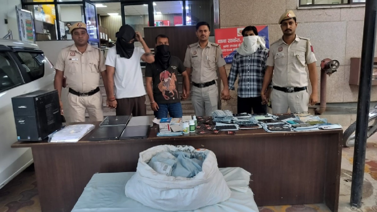 Delhi Police bust fake call center in Govindpuri