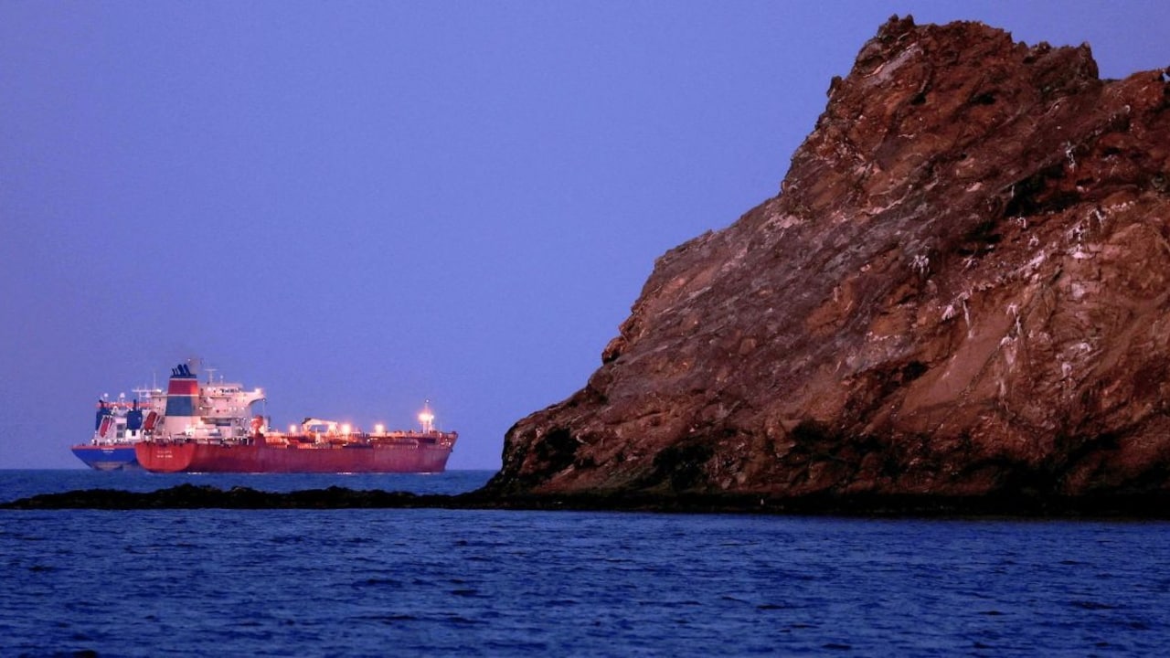 होर्मुज स्ट्रेट पर नई 'जंग', जहाजों से वसूली करेगा ईरान? EU और अरब मुल्कों का विरोध