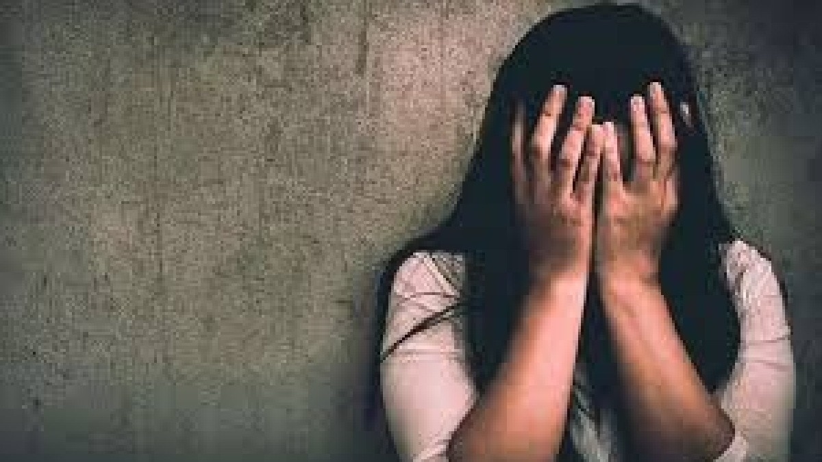 स्कूली छात्रा के साथ 10 लोगों ने किया रेप (Photo: representational image)