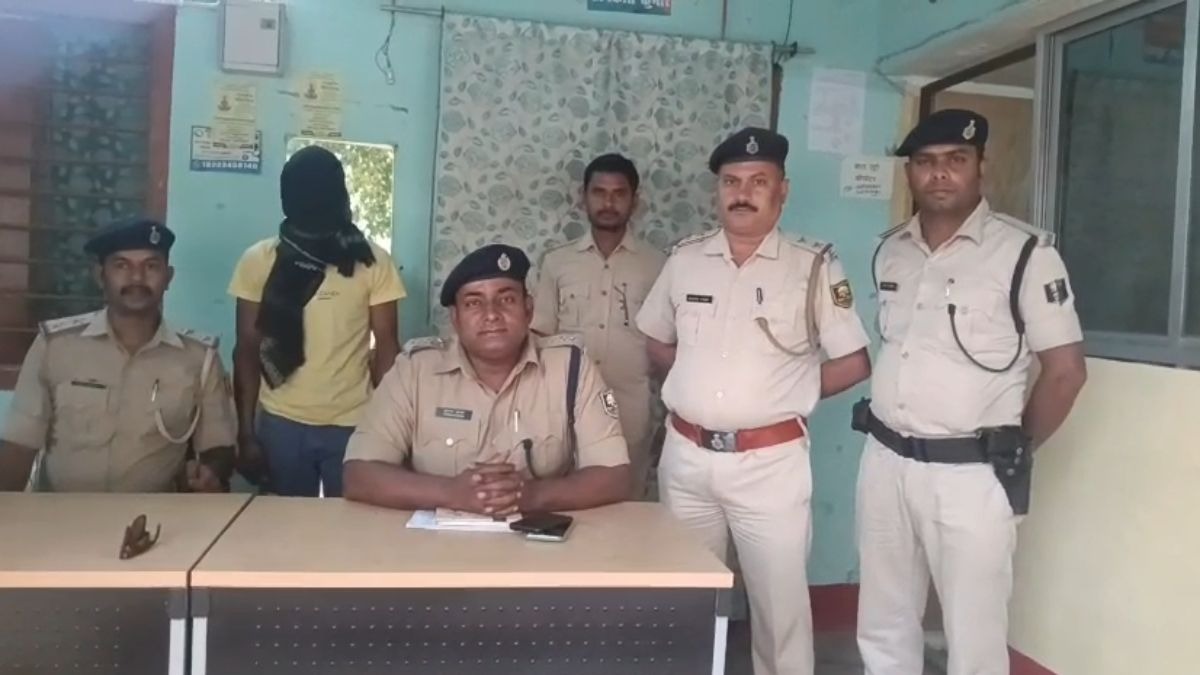 दबाव बना रहा था- पांव पकड़कर माफी मांगो, भड़के युवक ने दबा दिया ट्रिगर