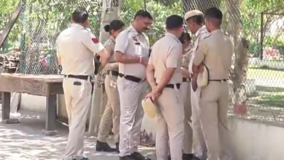 सोनीपत में युवती की हत्या से सनसनी. (Photo: Screengrab)