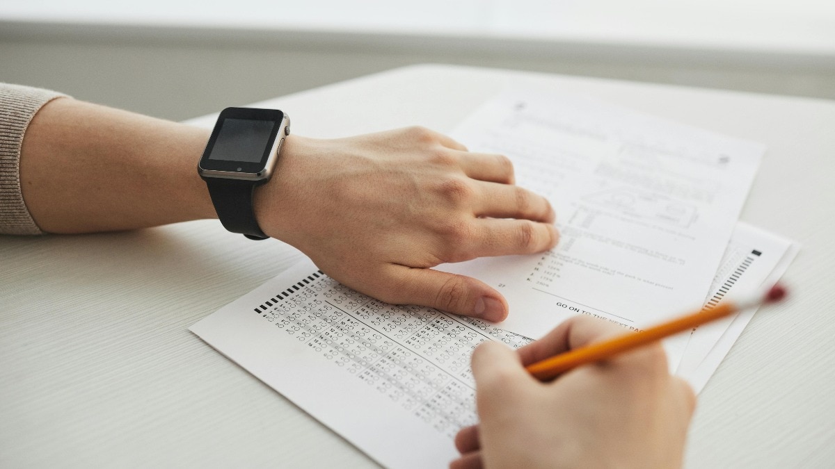 दिल्ली में नकल रैकेट का भंडाफोड़. (Photo : Pexels)