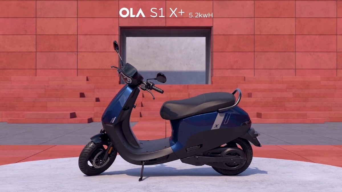 Ola S1 X Plus को इंट्रोडक्टरी प्राइस के साथ लॉन्च किया गया है. Photo: Screengrab