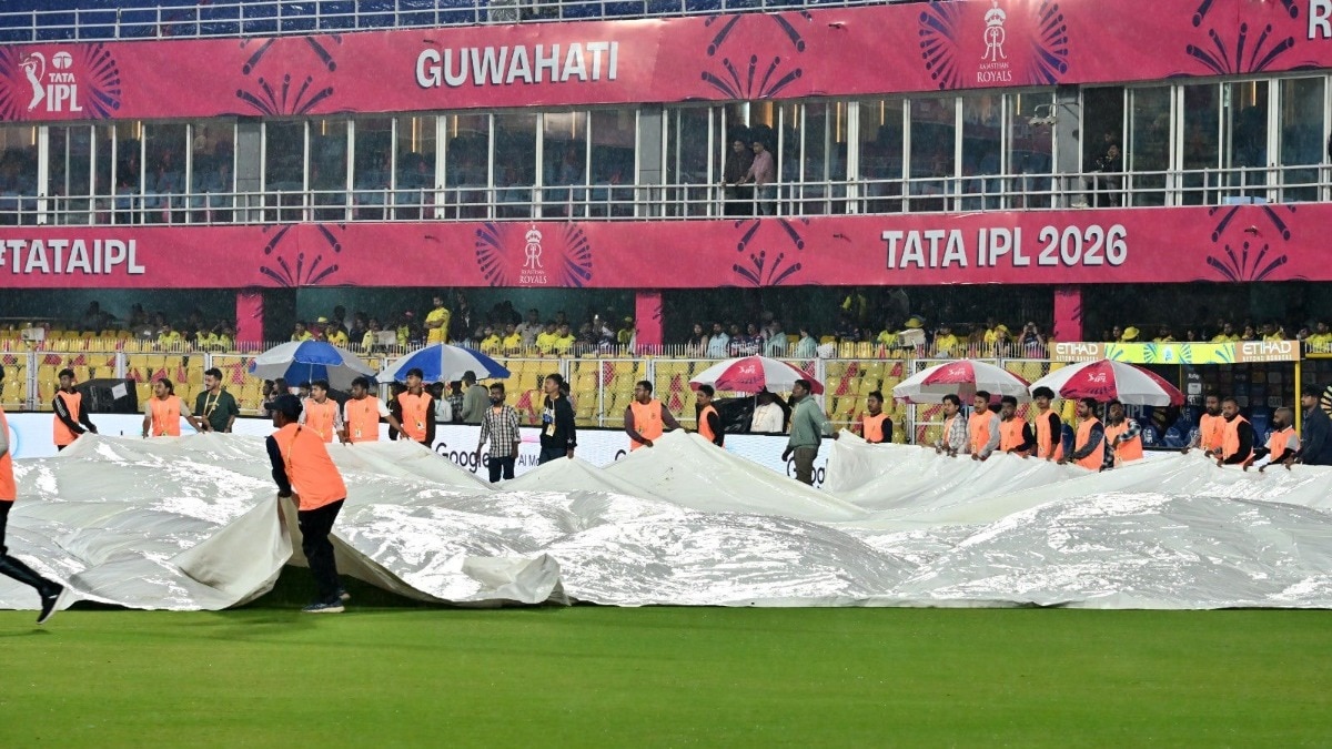 गुवाहाटी स्टेडियम के ग्राउंड स्टाफ को मिला 25 लाख का इनाम, जानें पूरा माजरा