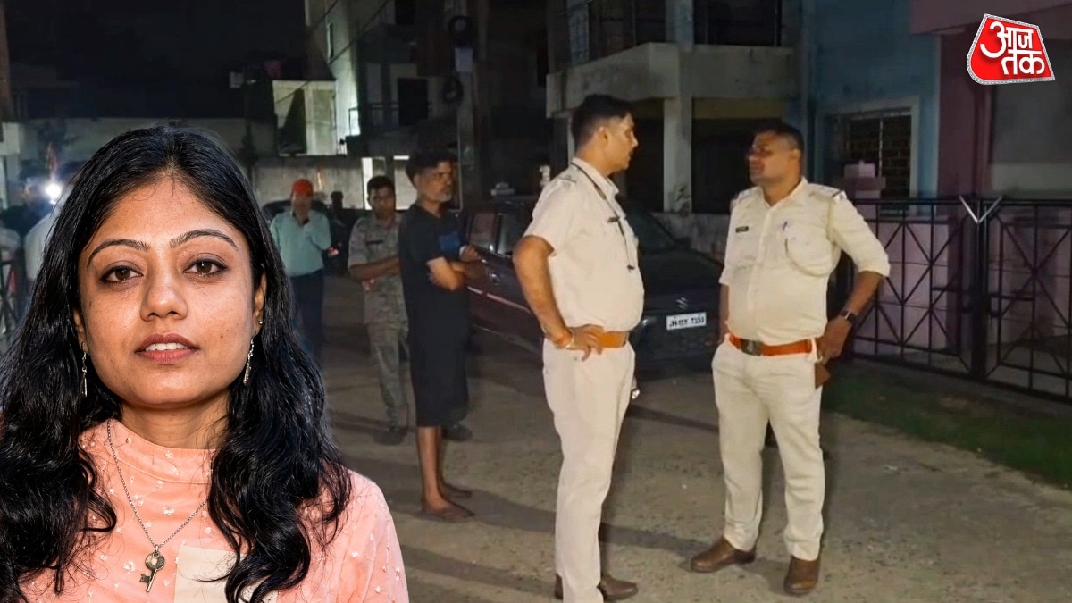 भाई ने बहन का बाथरूम में किया अंतिम संस्कार. (Photo: sithun modak/ITG)