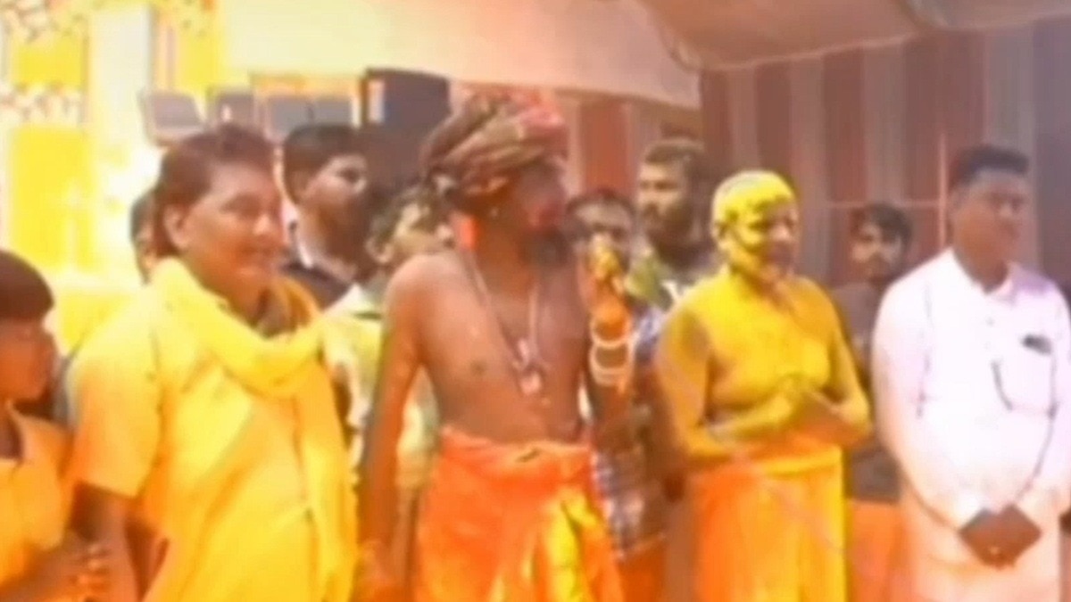  शिवानंद महाराज ने दिया विवादित बयान (Photo: Screengrab)