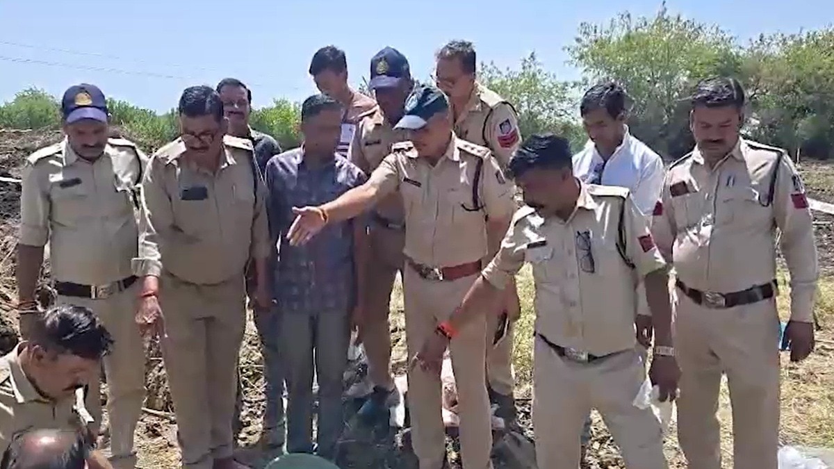 पत्नी ने सुनियोजित तरीके से पति को मौत के घाट उतारा (Photo: Screengrab)