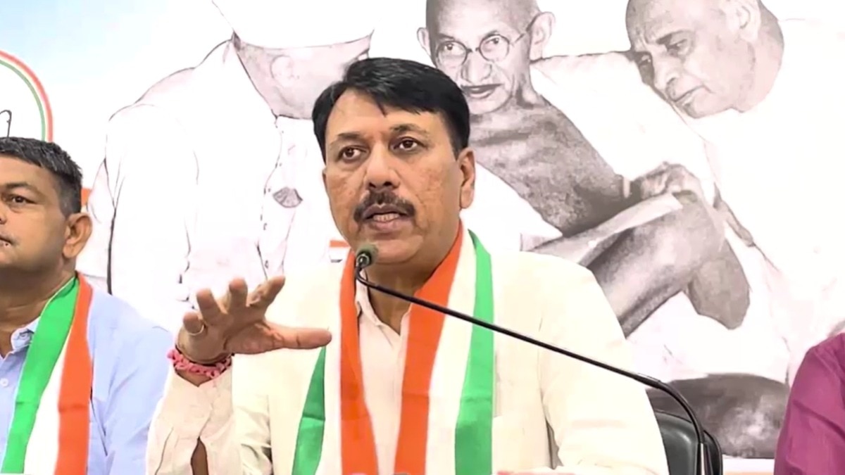 केसरी सिंह सोलंकी ने बताया वे अब कांग्रेस के साथ मिलकर पारदर्शी और जनहितैषी राजनीति को आगे बढ़ायेंगे. (Photo: ITG)