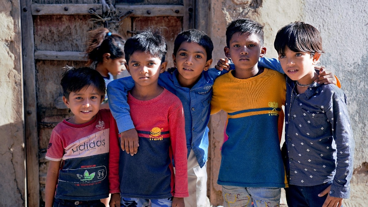 गोबरी-बावरी नहीं, अखंड-आरव होगा नाम, स्कूल ने बदले बच्चों के नाम