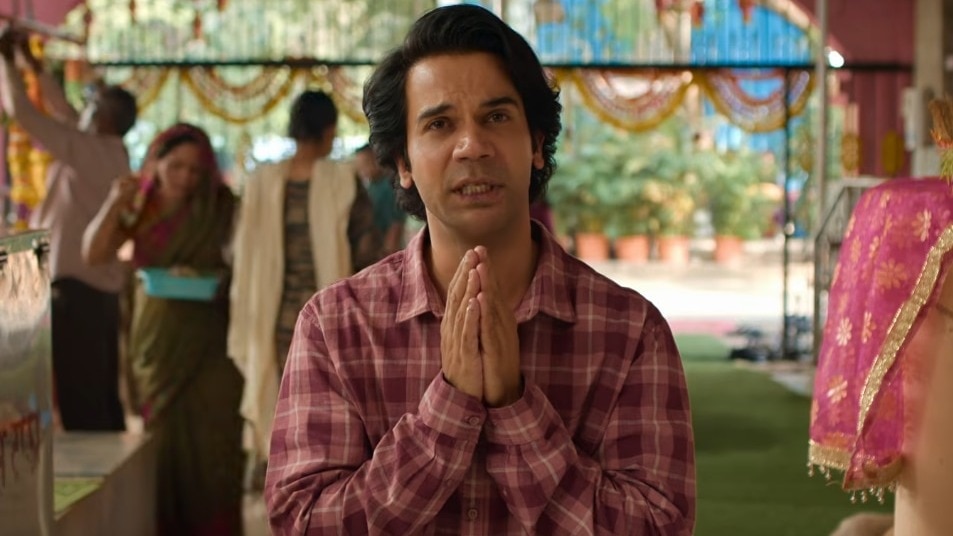 Review: कंजूसी-झूठ के चक्कर में 'टोस्ट' हुए राजकुमार राव, ठंडी है फिल्म