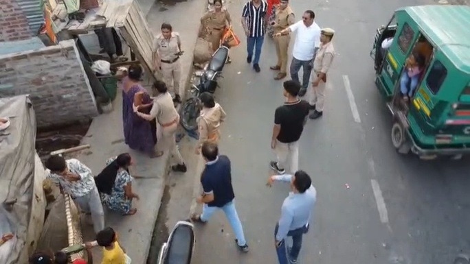 कानपुर में गांजा तस्करों पर हाइटेक एक्शन, 7 महिलाओं समेत 8 गिरफ्तार