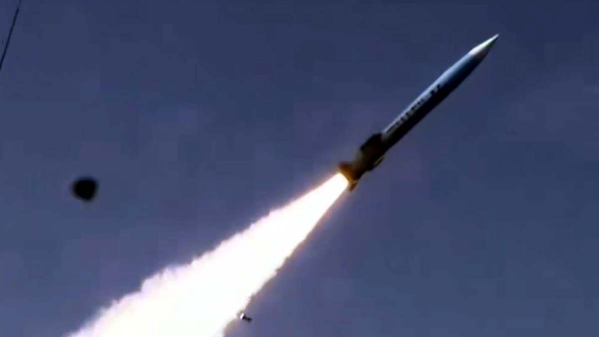 पाकिस्तान ने अपनी नई स्वदेशी एंटी-शिप मिसाइल की टेस्टिंग की, देखिए Video