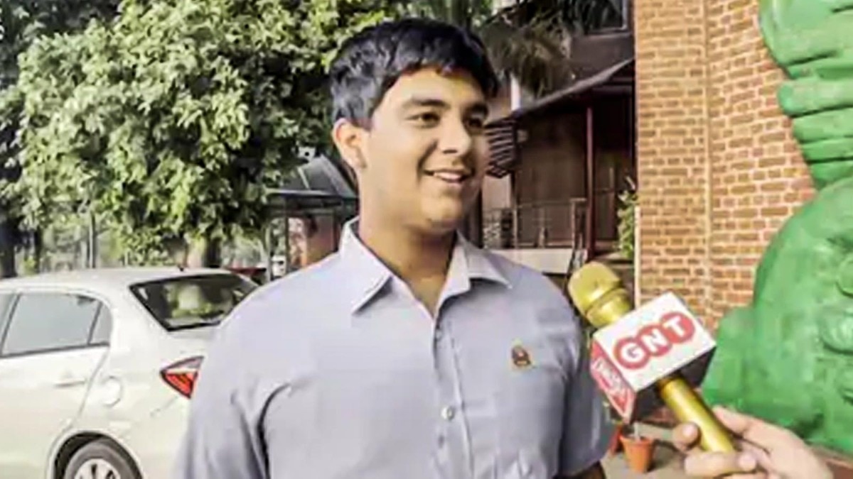 मिल‍िए नोएडा के टॉपर अरमान मित्तल से, 500 में कटे सिर्फ 2 नंबर