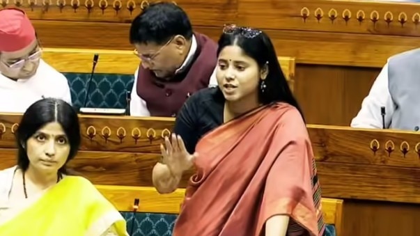 सांसद प्रिया सरोज ने महिला आरक्षण को परिसीमन बिल से अलग करने की मांग की