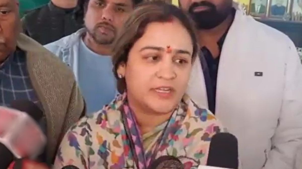 अपर्णा यादव ने प्रतीक यादव की पोस्ट पर दिया संक्षिप्त जवाब. (Photo: Screengrab)