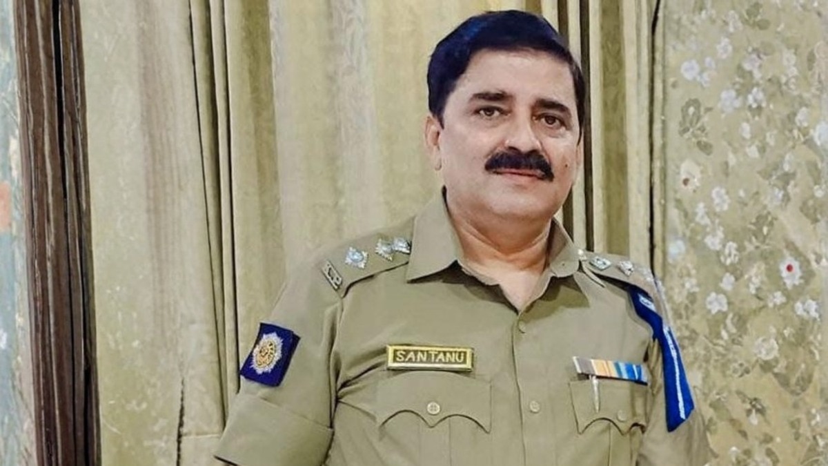 कोलकाता डिप्टी कमिश्नर के घर ED की छापेमारी, रंगदारी और सिंडिकेट रैकेट से जुड़े हैं तार