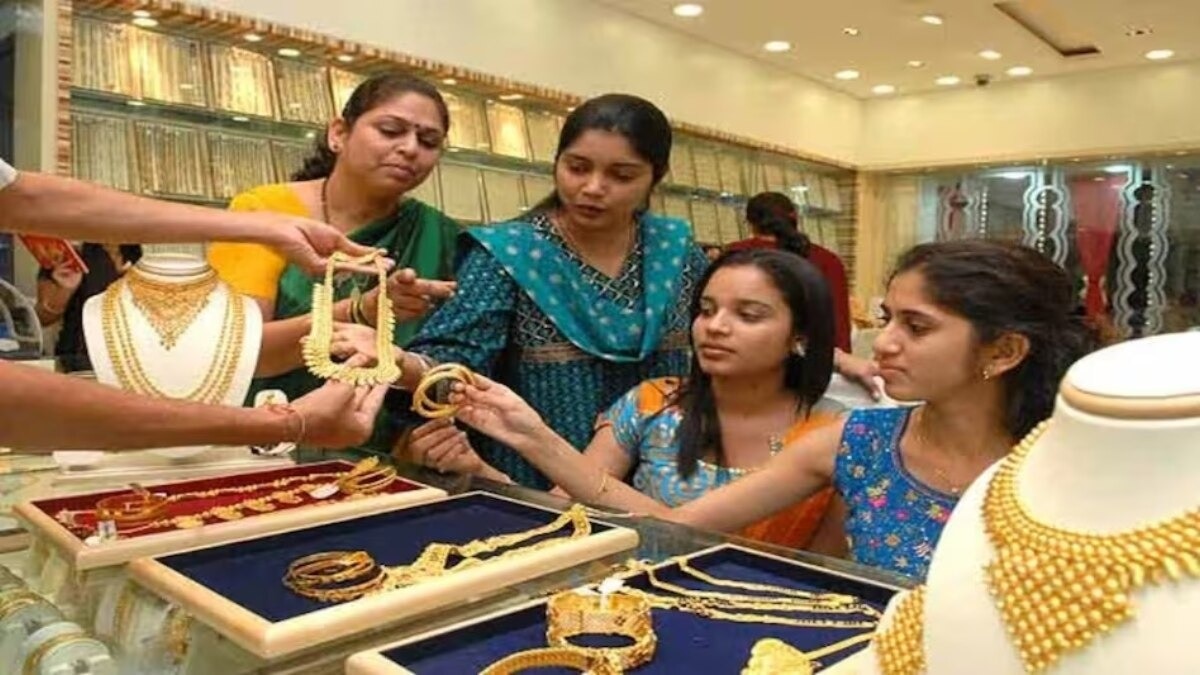 अक्षय तृतीया पर Gold खरीदने से पहले जान लें ये बातें, फायदे में रहेंगे