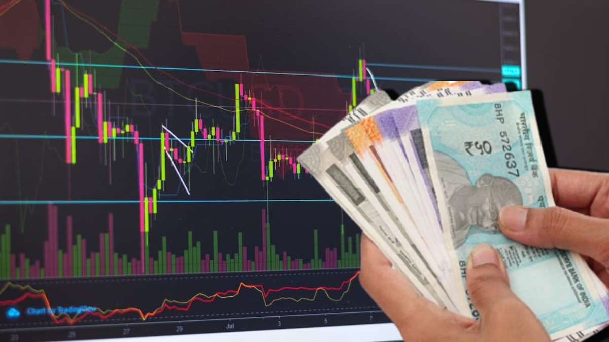 Amidst the collapse in the stock market, there is a rush to pour money from mutual funds