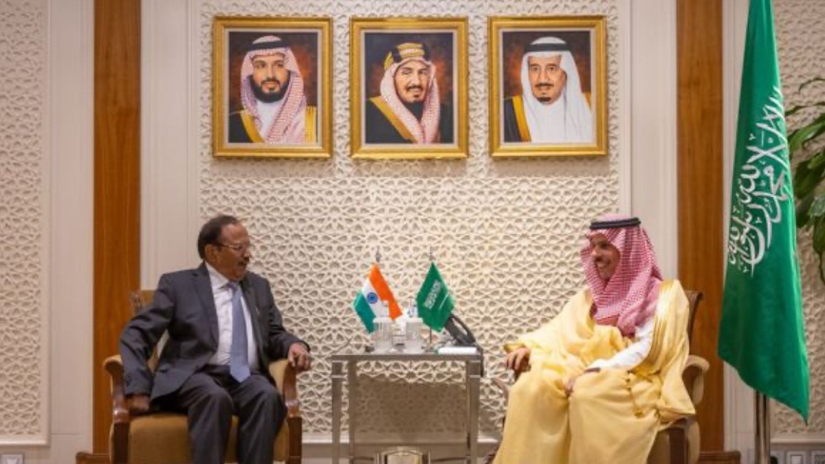 अजित डोभाल ने सऊदी अरब के शीर्ष नेतृत्व के साथ कई बैठकें कीं. (Photo: ITG)