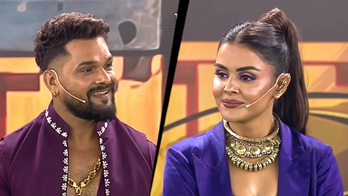 Khesari lal yadav flirts with priyanka chahar chaudhary