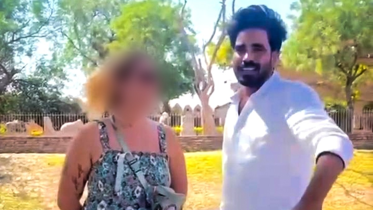 युवक ने महिला के साथ अपशब्दों वाली रील बनाई (Photo:  Hemant Sharma/ITG)