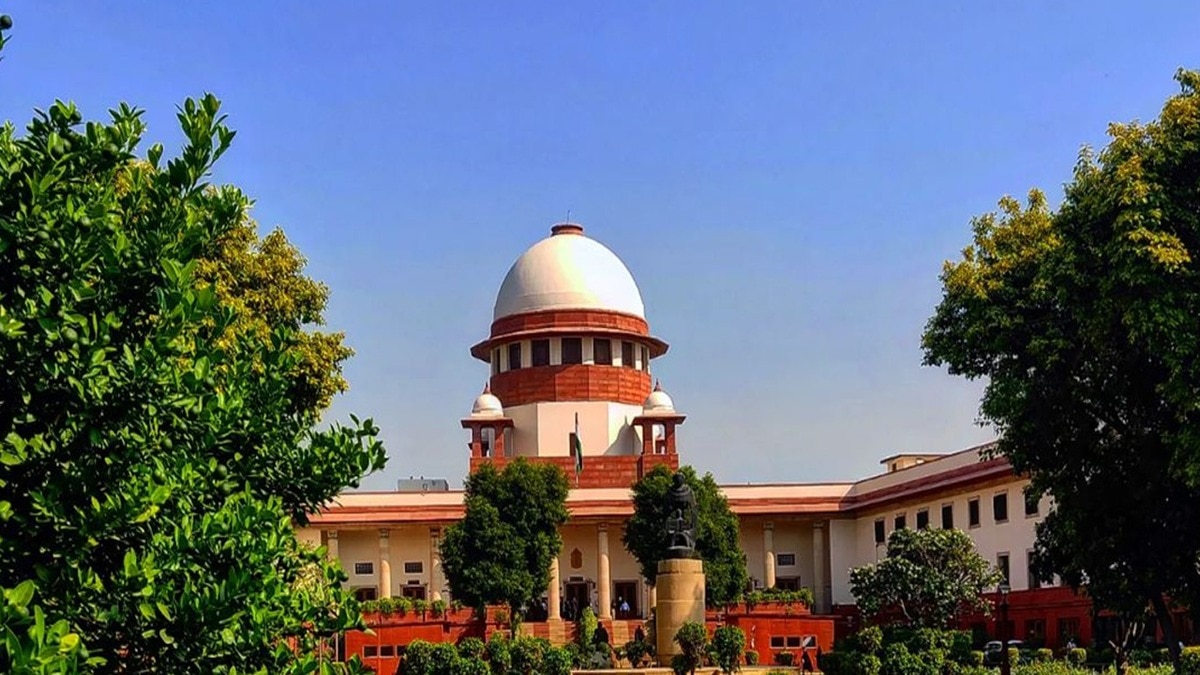 Supreme Court reprimanded the UP Police for negligence in the investigation of the Noida hate crime case