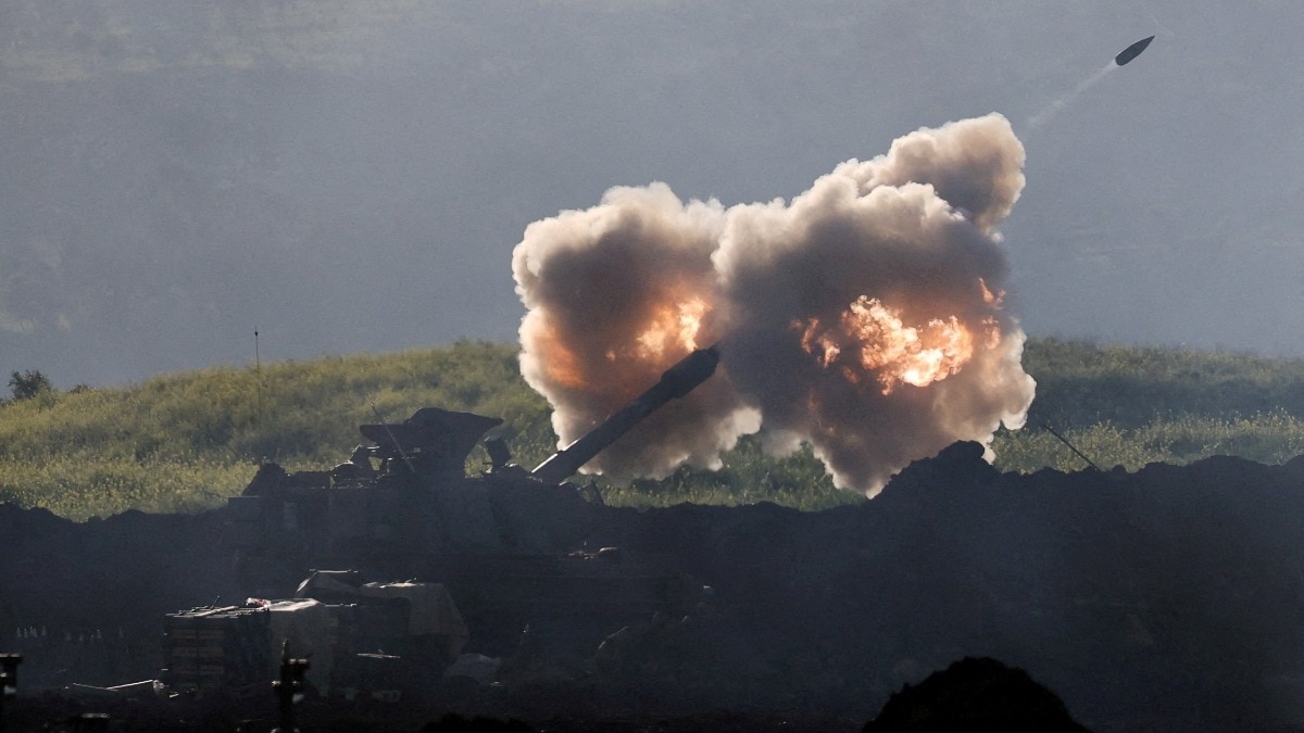 Lebanon, Israeli artillery