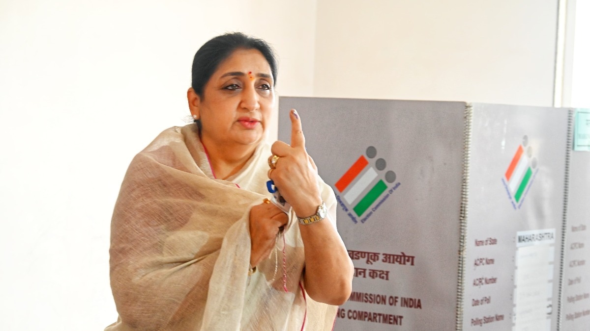 अजित पवार के निधन के बाद बारामती से सुनेत्रा पवार चुनावी मैदान में हैं. (Photo: ITG)