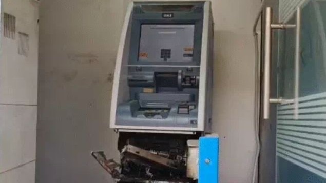 पुलिस बदमाशों की तलाश में जुटी है.(Photo: Jahangir Alam/ITG)