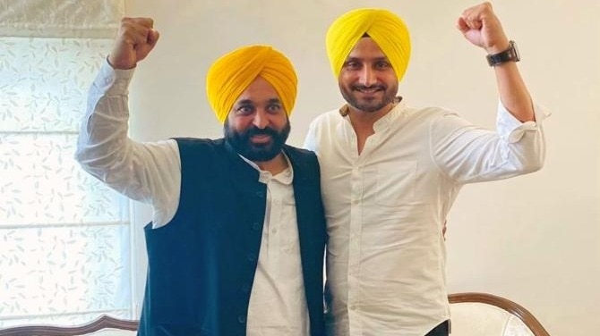 हरभजन ने नहीं उठाया CM का फोन, केजरीवाल ने बदला बंगला... फूट से पहले AAP में क्या-क्या हुआ