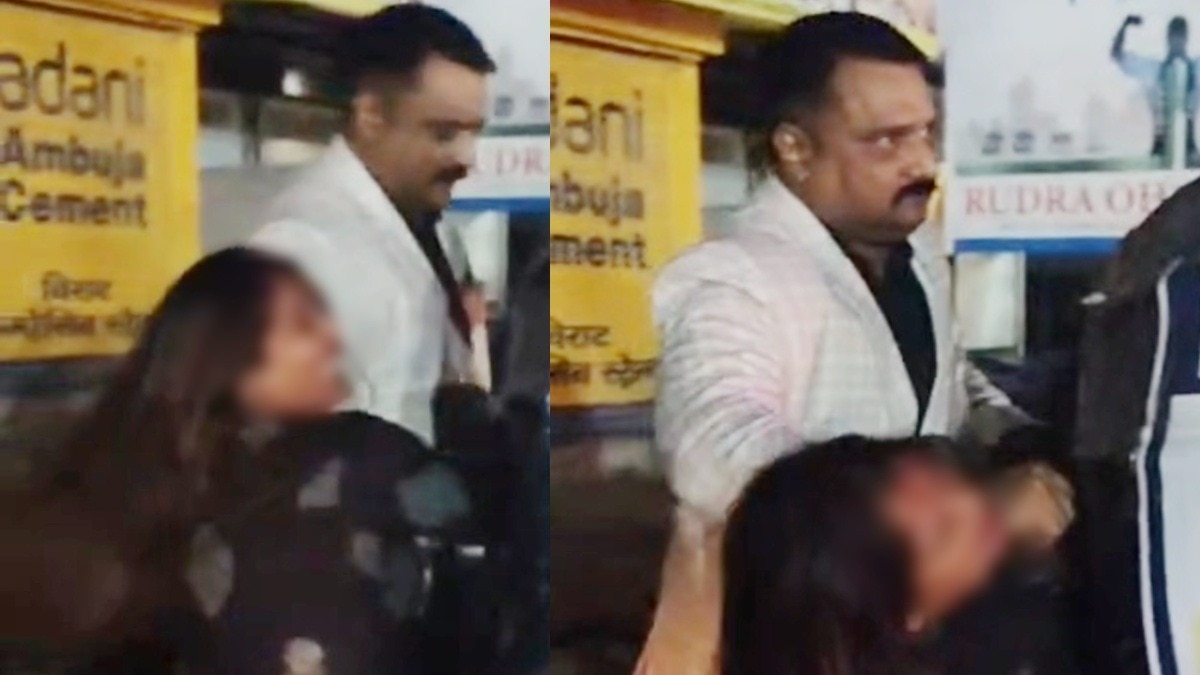 महिला को जबरन रिक्शे में ठूंसते दिखे पुलिस इंस्पेक्टर.(Photo:Screengrab)