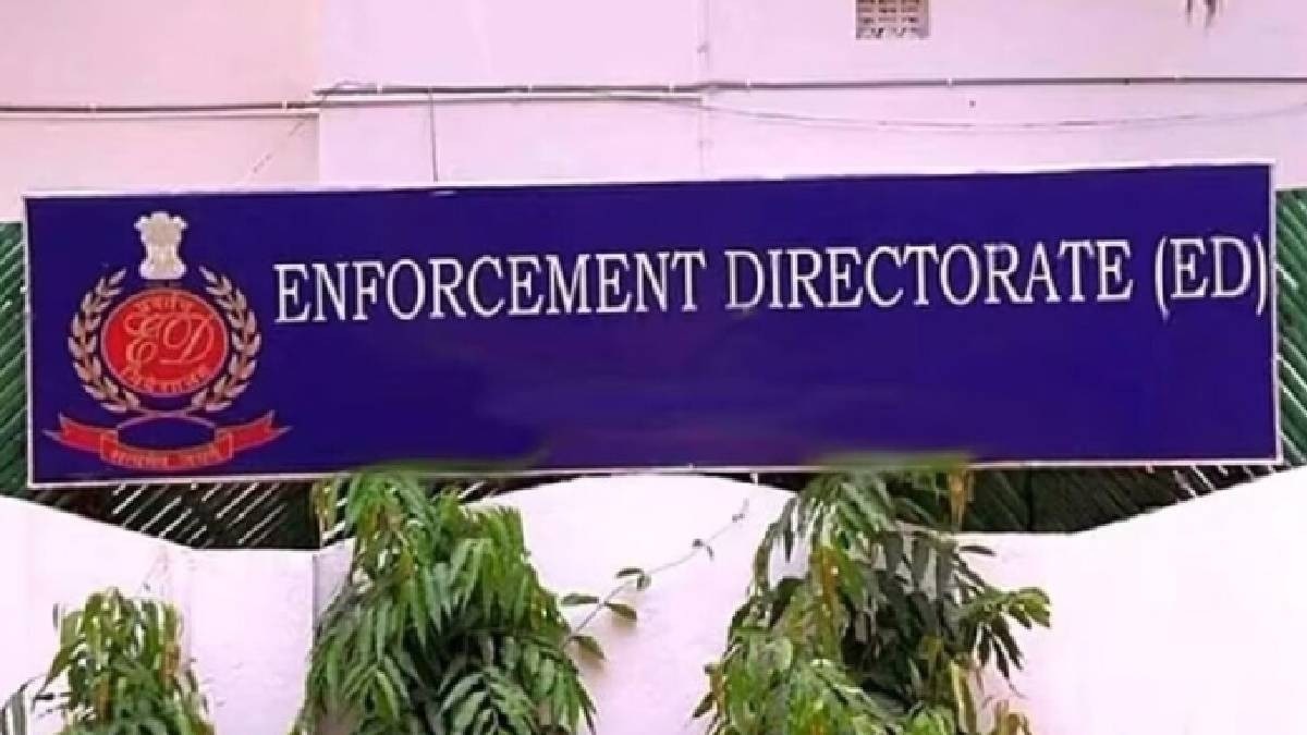 सरकारी गेहूं की हेराफेरी की जा रही थी. (Photo- ITGD)