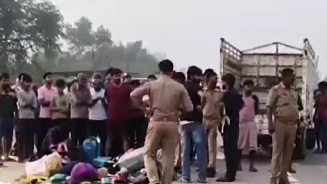 मऊ में हुआ दर्दनाक हादसा. (Photo: Screengrab)