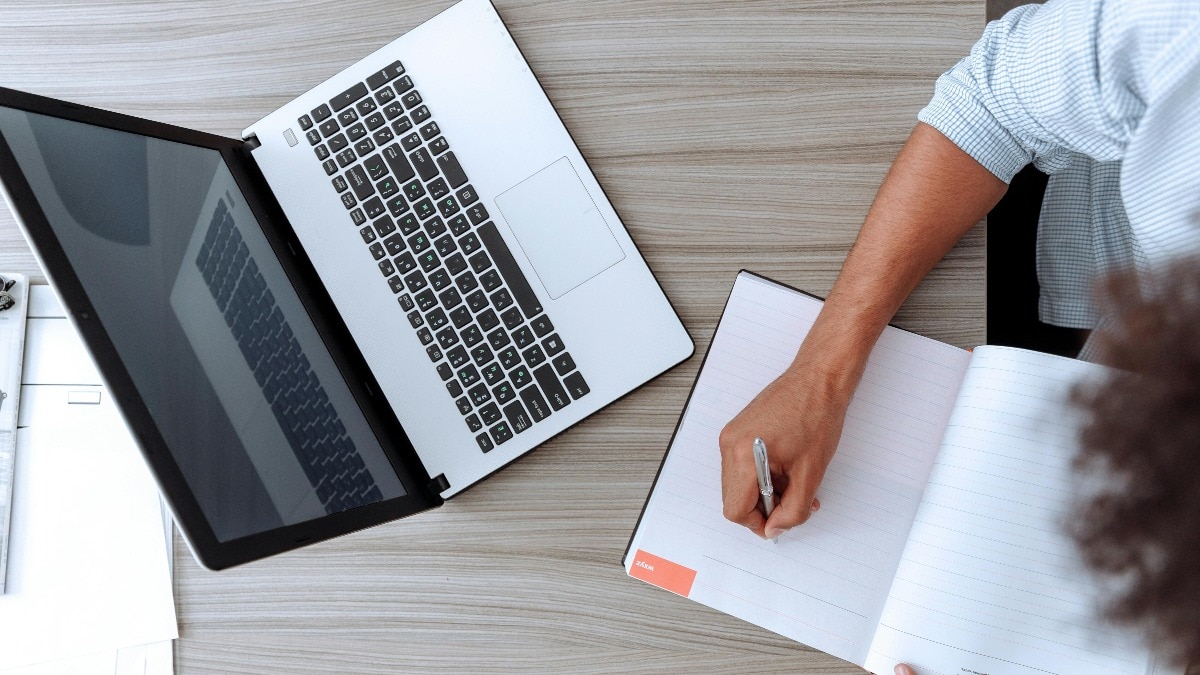 UP Board की परीक्षा में बड़ी चूक, स्कूल की गलती से 76 छात्र हाईस्कूल में फेल