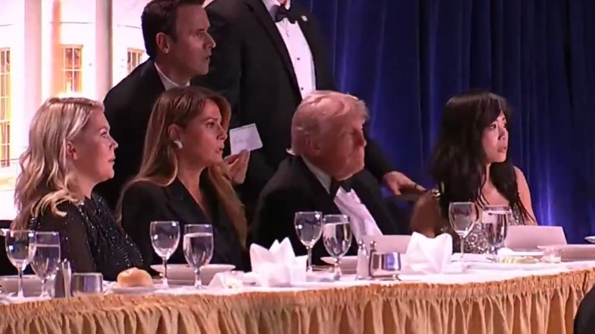 पत्रकारों संग ट्रंप की 'पार्टी नाइट', जानें कॉरेस्पोंडेंट्स डिनर क्यों है इतना खास