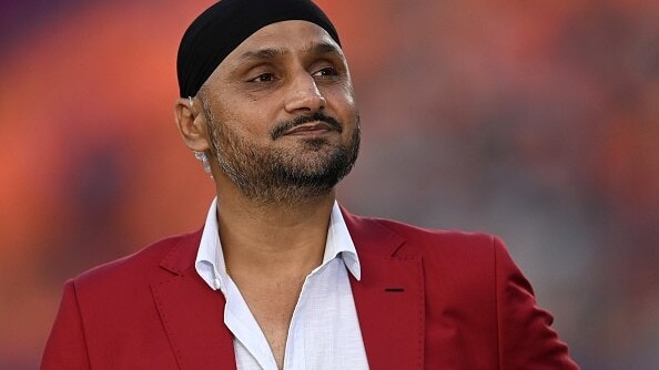 AAP से बगावत की चर्चाओं के बीच मान सरकार ने हरभजन सिंह की सुरक्षा हटा ली है.. (Getty)