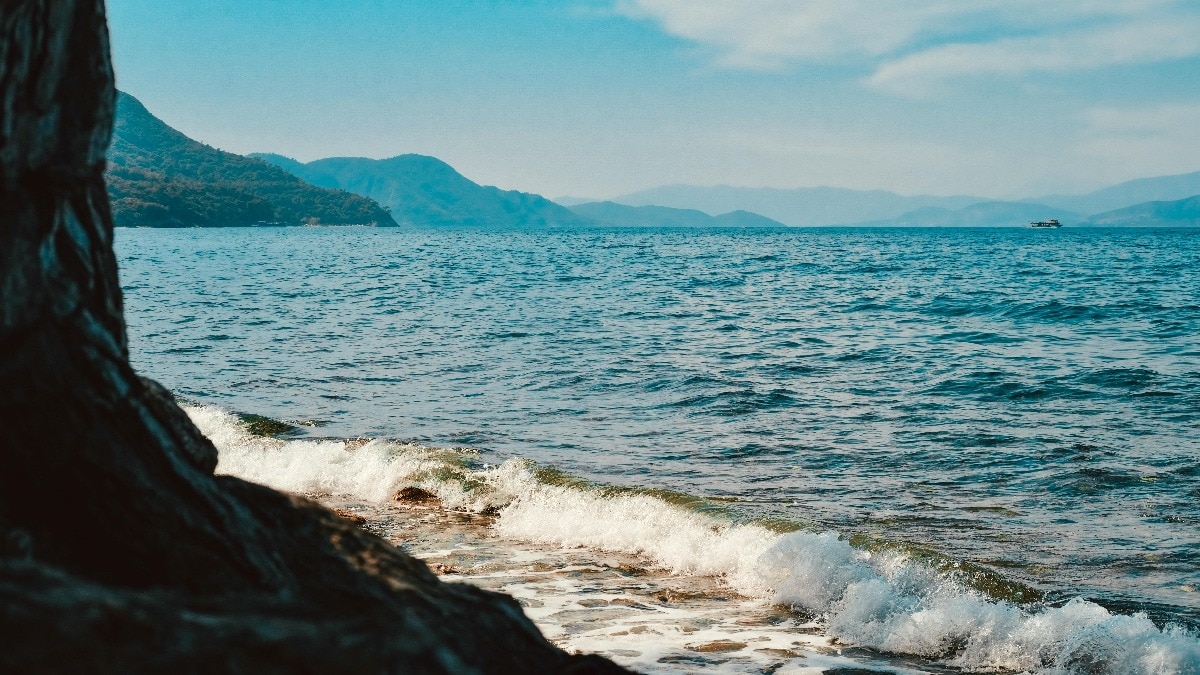 देशों के बीच समुद्र का भी हुआ है बंटवारा (Photo - Pexels)