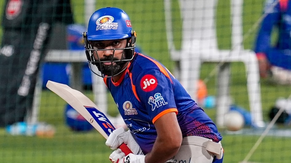 MI vs SRH मैच में खेलेंगे रोहित शर्मा? मुकाबले से पहले आई ये बैड न्यूज - Rohit Sharma will play MI vs SRH ipl 2026 match Bad news arrives aksp - AajTak