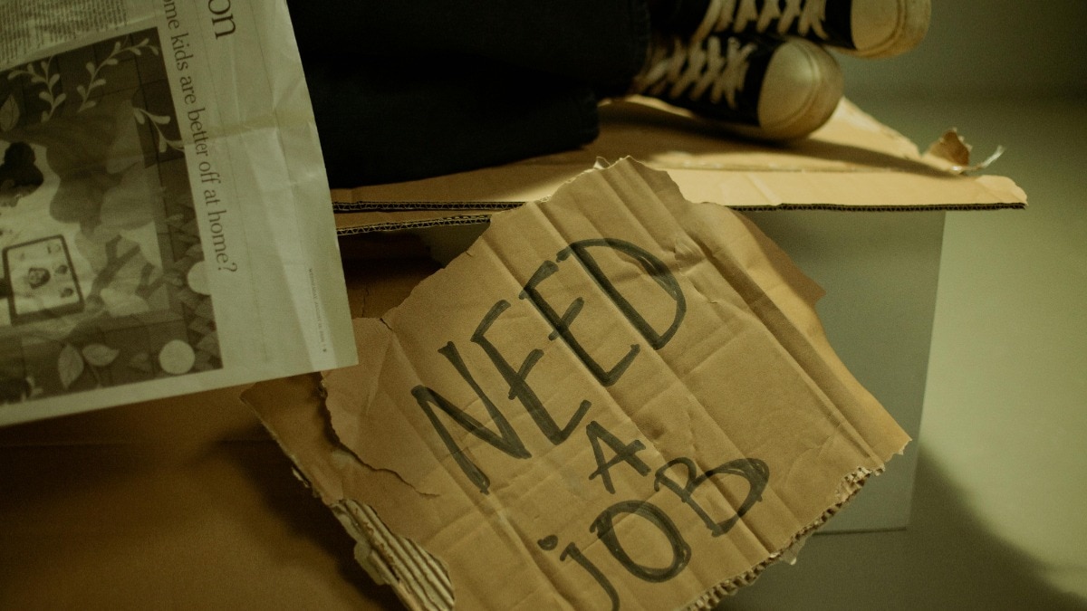 1 करोड़ खर्च, UK से टॉप, 500 जॉब अप्लाई… फिर भी नहीं मिली जॉब