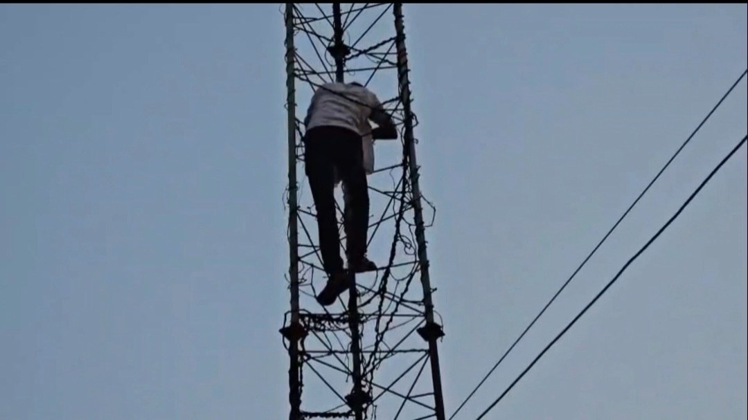 प्रयागराज में अनोखा विरोध.(Photo: Pankaj Srivastava/ITG)