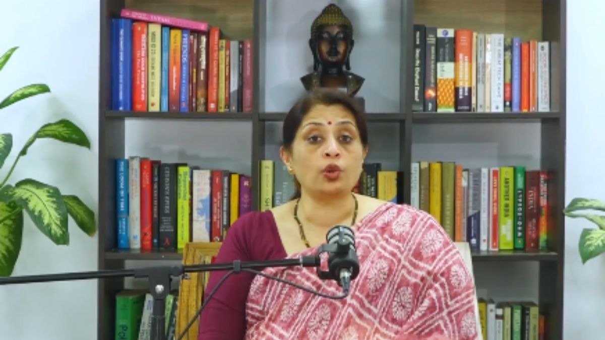 कौन हैं शुभ्रा रंजन जिन्हें उनके छात्र ने ठगा,  टीना डाबी की भी थीं टीचर!