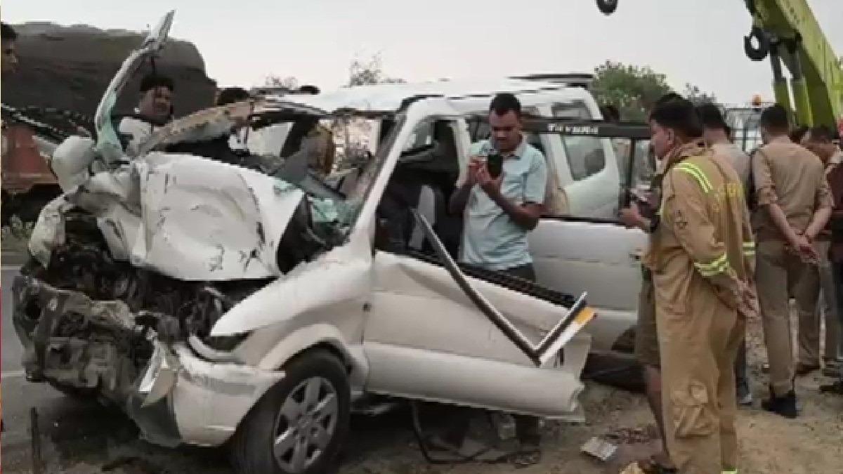 जालौन में परिवार की कार का एक्सीडेंट, 6 की मौत (Photo: itg)