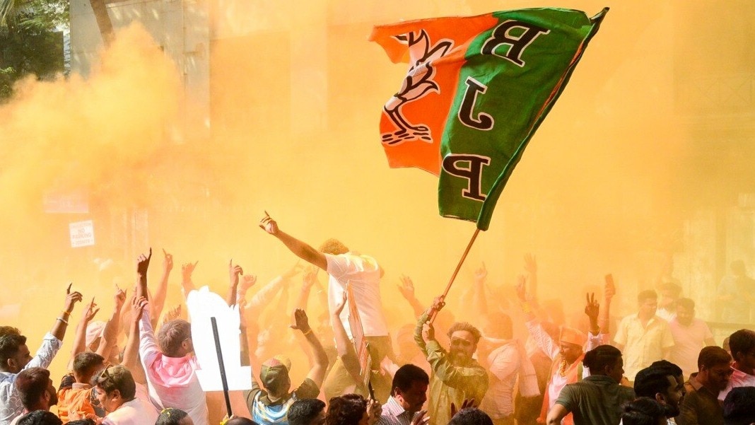 Bengal govt employees celebrate BJP victory