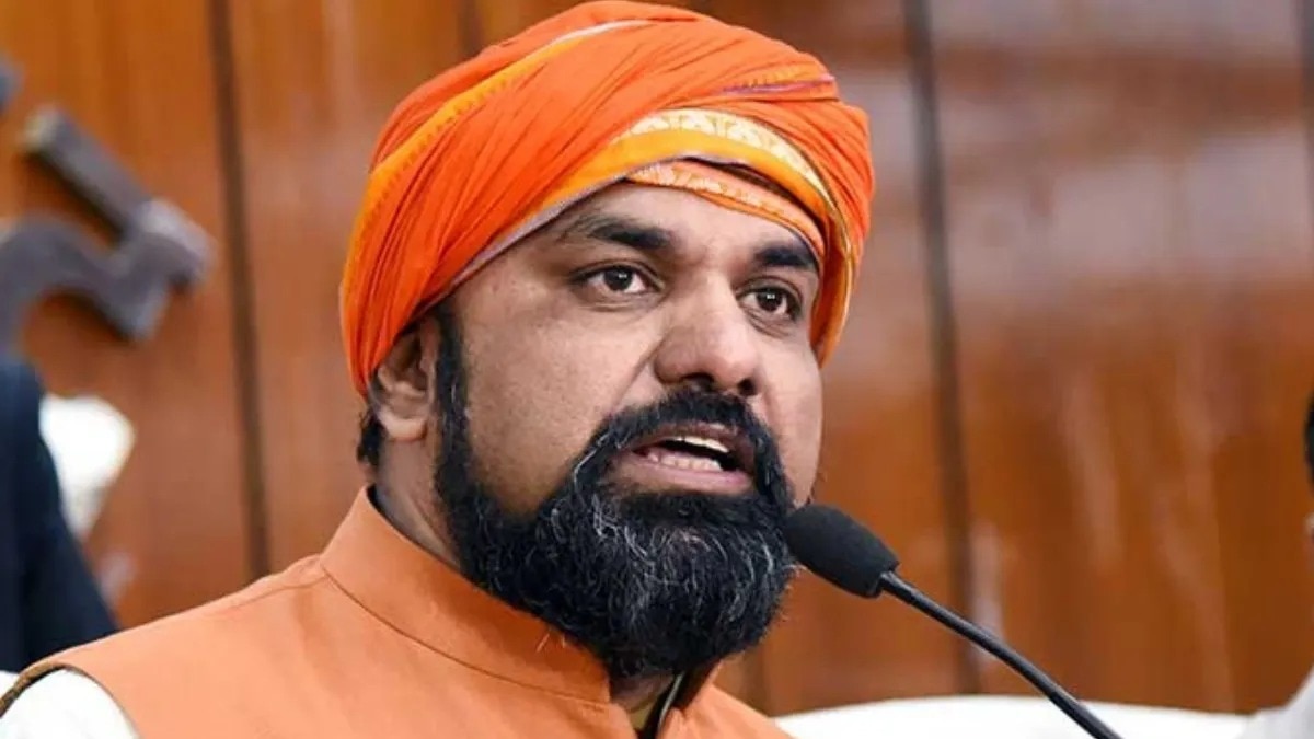 बिहार के सीएम सम्राट चौधरी ने पटना के 1 अणे मार्ग स्थित अपने आधिकारिक आवास का नाम 'लोक सेवक आवास' रखा. (Photo: PTI)