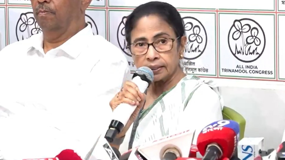 West Bengal: Mamata Banerjee 