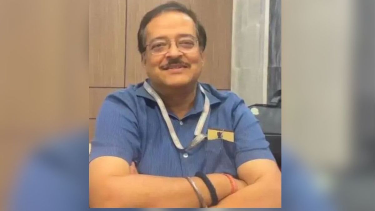 जानिए कौन हैं सुब्रत गुप्ता, जो नियुक्त किए गए बंगाल CM के सलाहकार