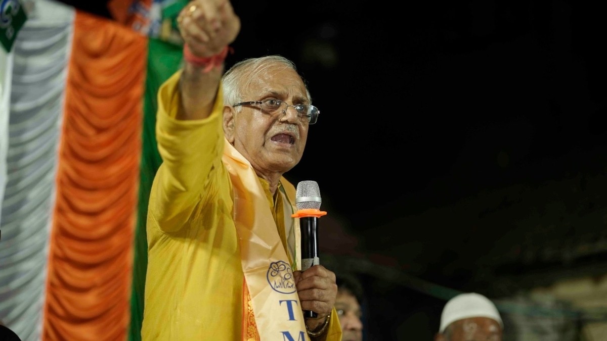 Sobhandeb Chattopadhyay profile