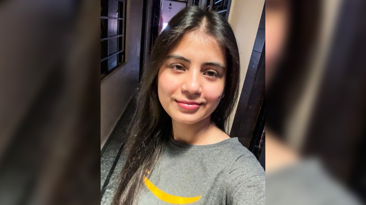 चलती ट्रेन से कहां चली गई प्रज्ञा, रात में पति के साथ सोई, सुबह गायब मिली