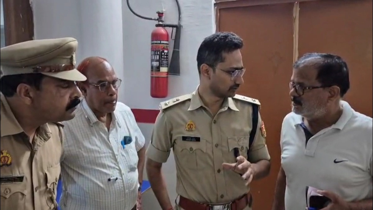 चंदौली: अस्पताल में घुसकर महिला मरीज की हत्या, सिर में मारी गोली