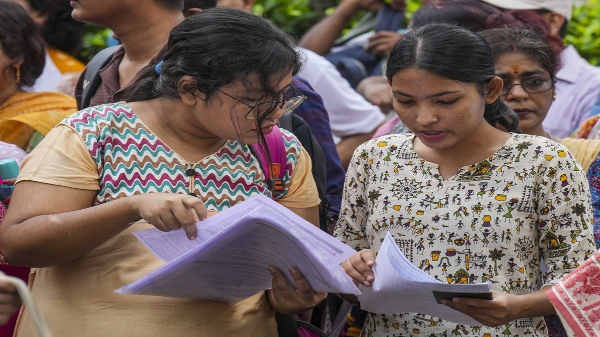एग्जाम से पहले नीट पेपर के लिए दिल्ली से किया गया था फोन. (Photo: PTI)